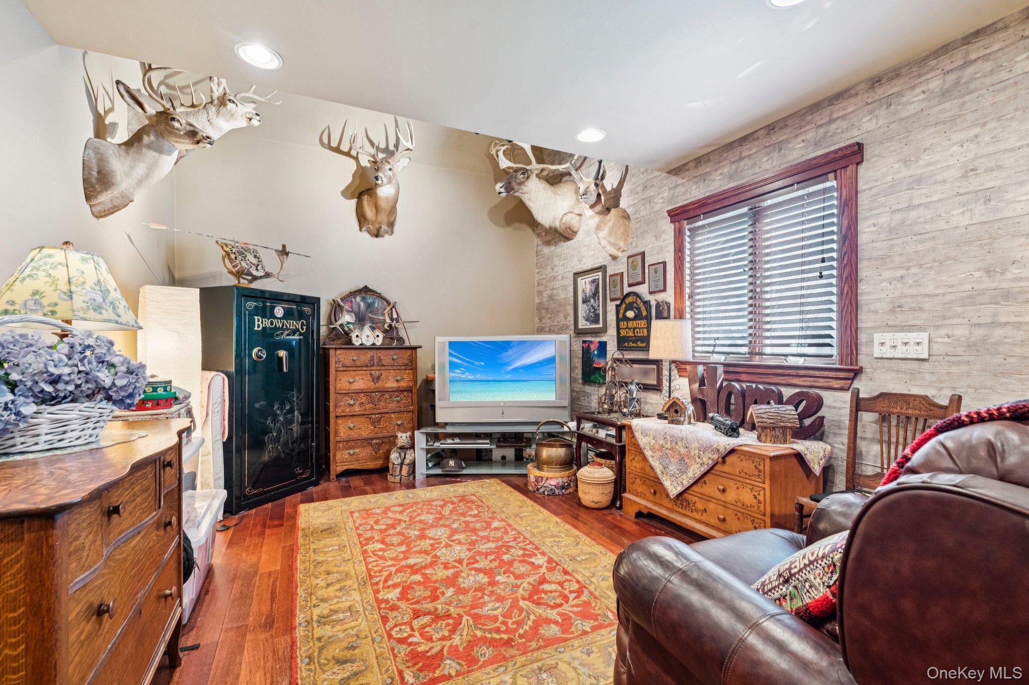 2002 Murray Place, Merrick, NY 11566