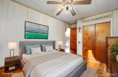 43 E June Street, Lindenhurst, NY 11757