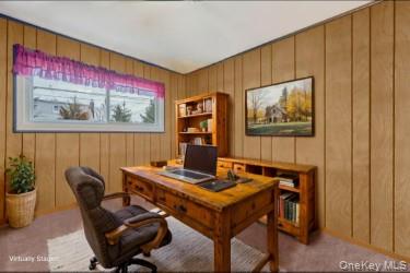 43 E June Street, Lindenhurst, NY 11757