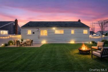 43 E June Street, Lindenhurst, NY 11757