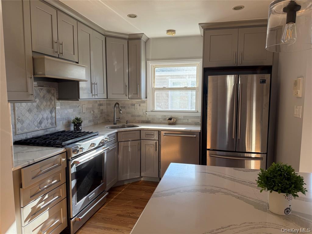 7 Gibson Boulevard # 2, Valley Stream, NY 11581