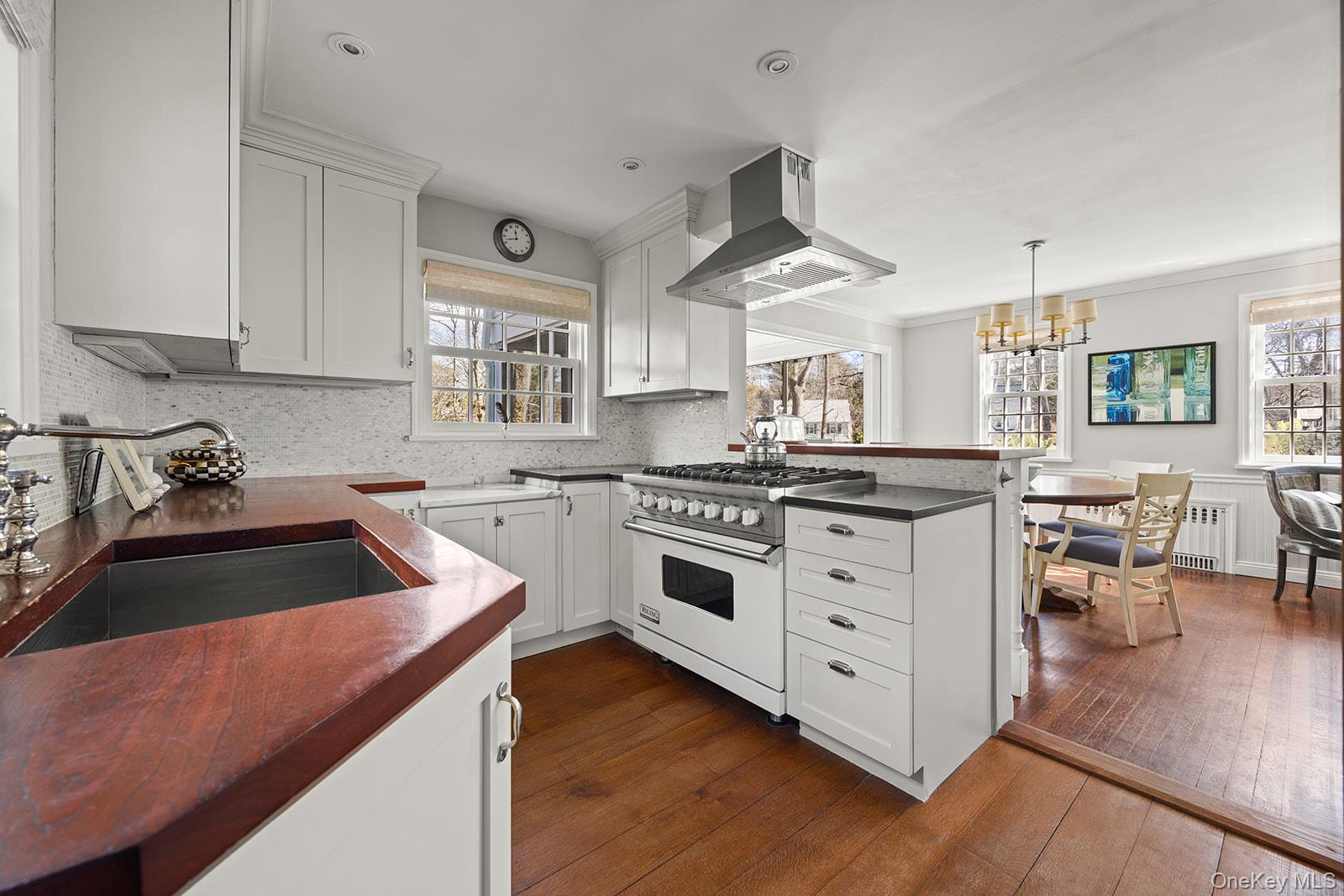 147 Valley Stream Road E, Larchmont, NY 10538