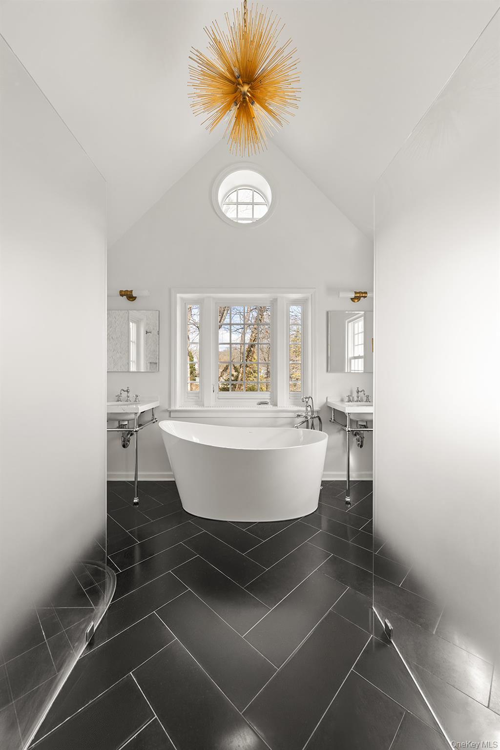 147 Valley Stream Road E, Larchmont, NY 10538