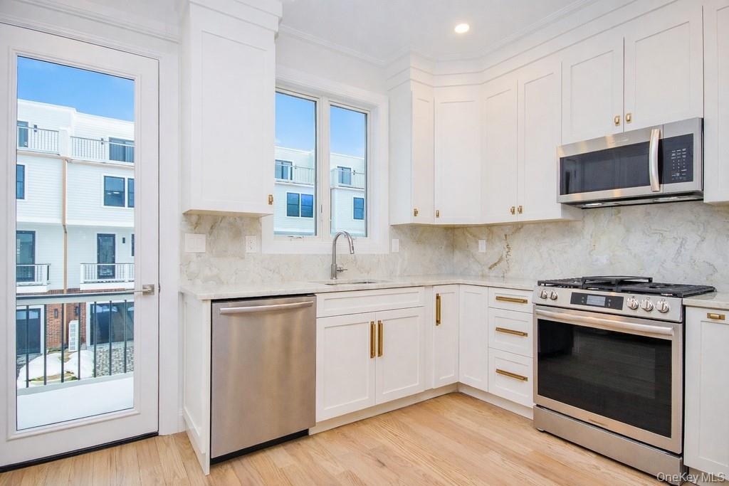 34 Andrews Lane, Sleepy Hollow, NY 10591