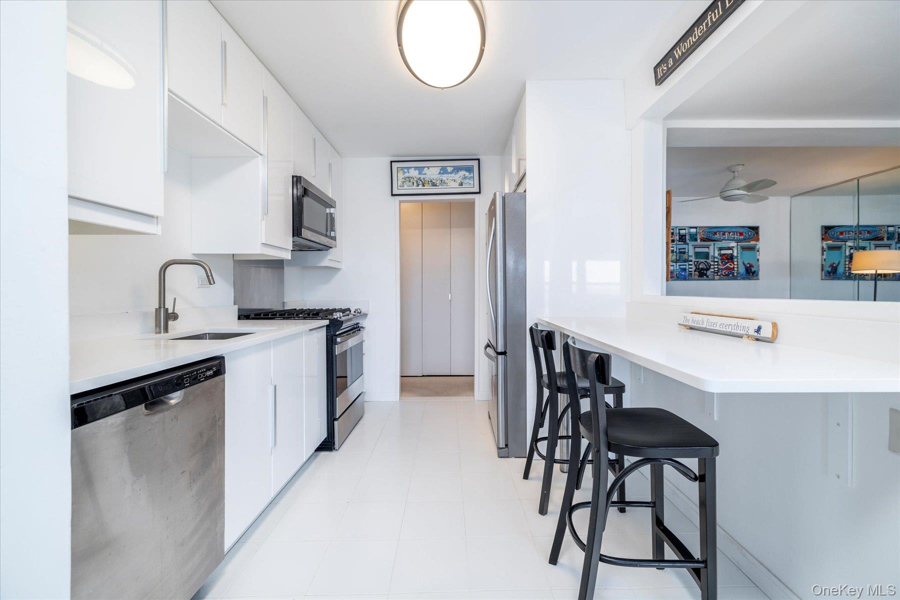 522 Shore Road # 5P, Long Beach, NY 11561