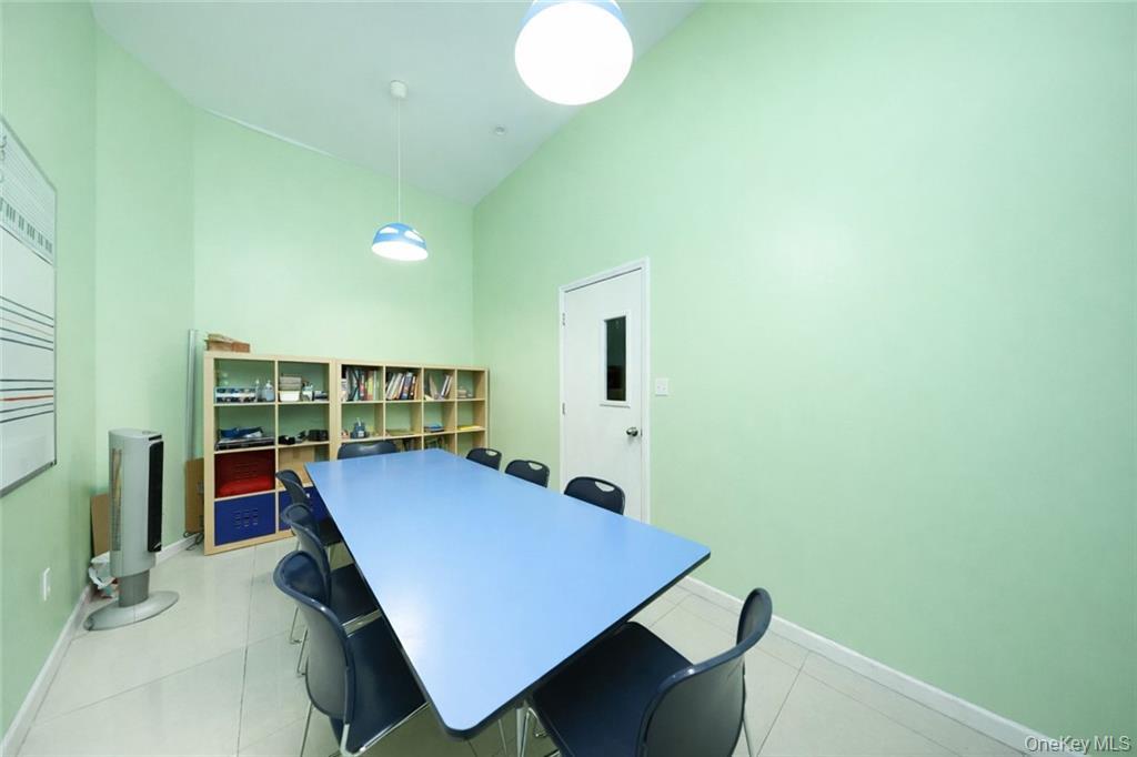 366 Kings Highway # 1, Brooklyn, NY 11223