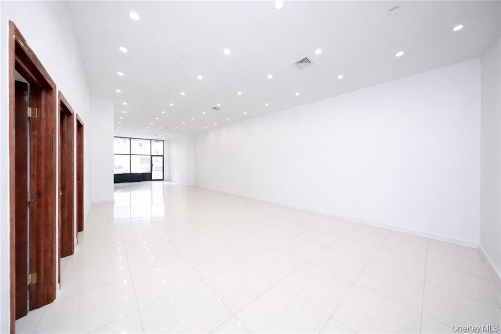 366 Kings Highway # 1, Brooklyn, NY 11223