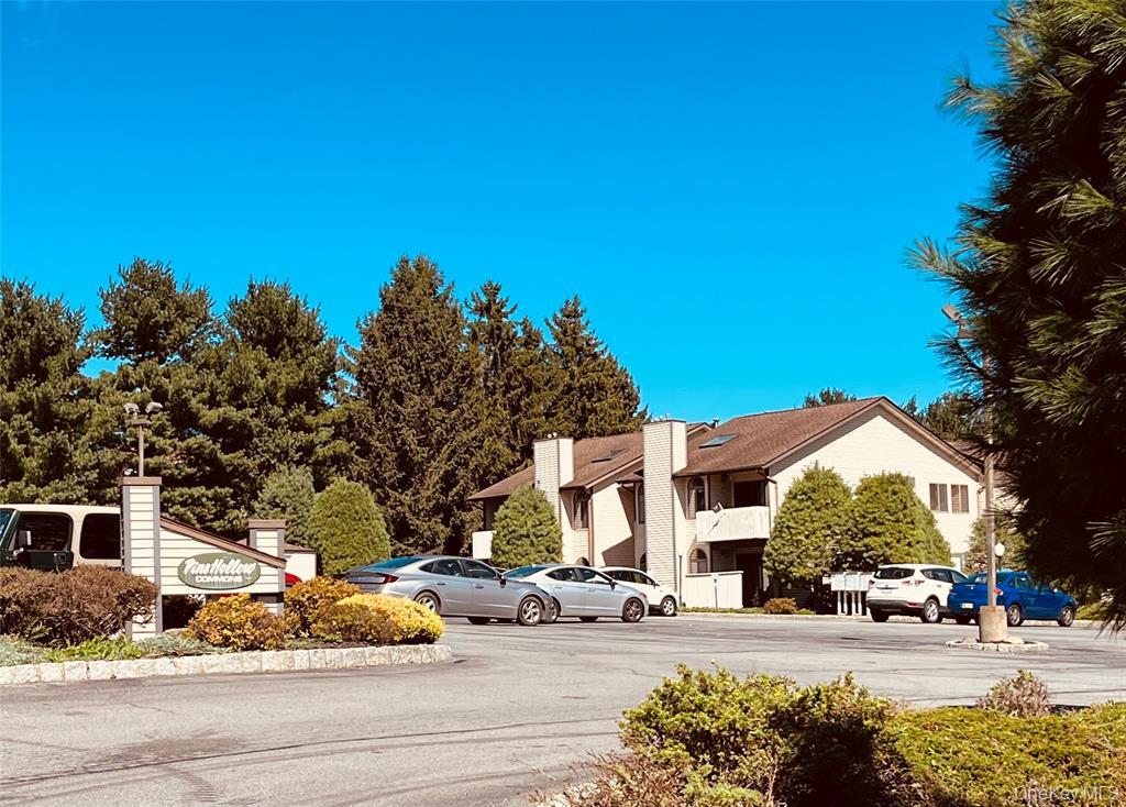 204 Pine Hollow, Chester, NY 10918