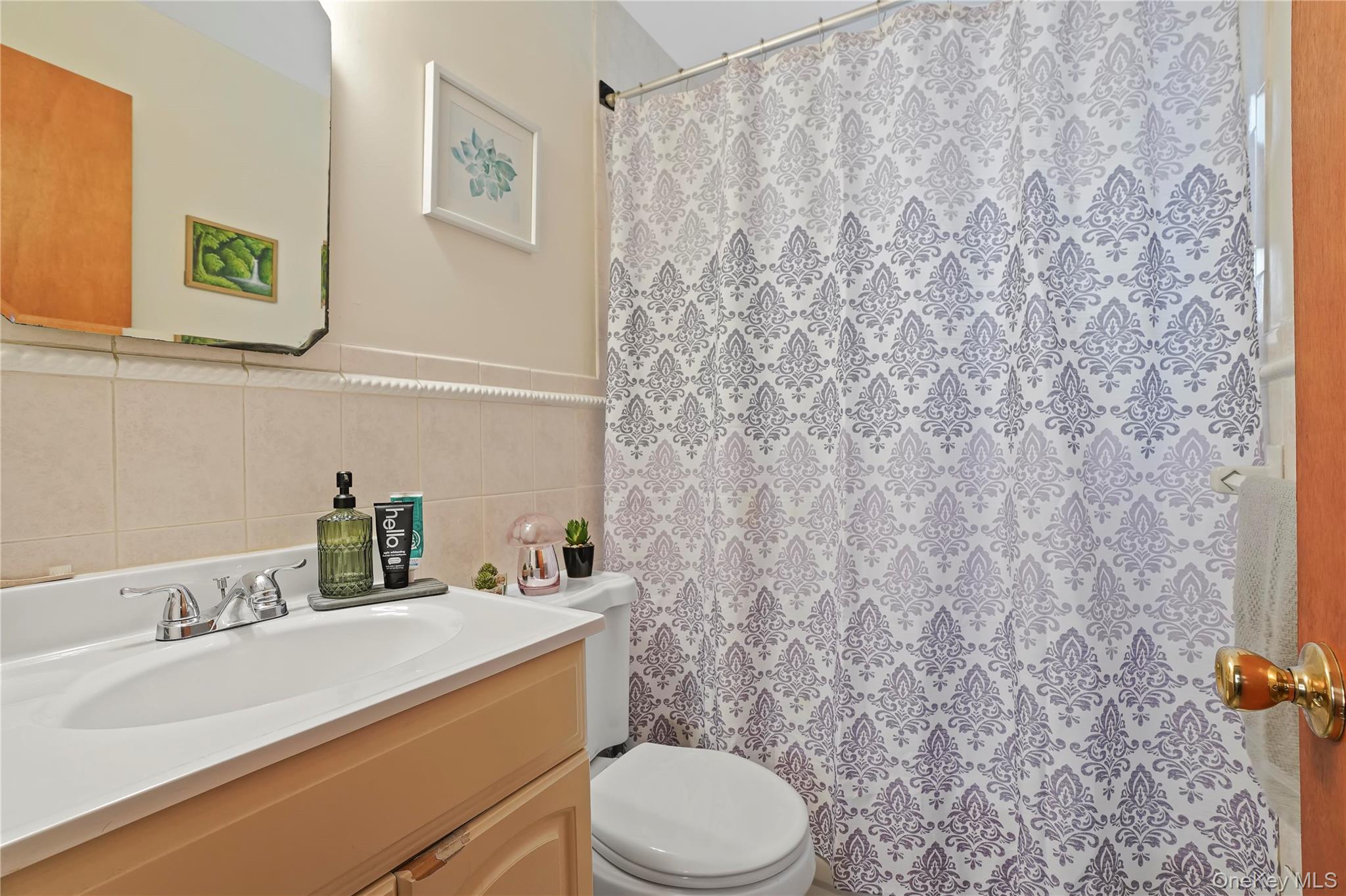 6107 56th Street, Maspeth, NY 11378