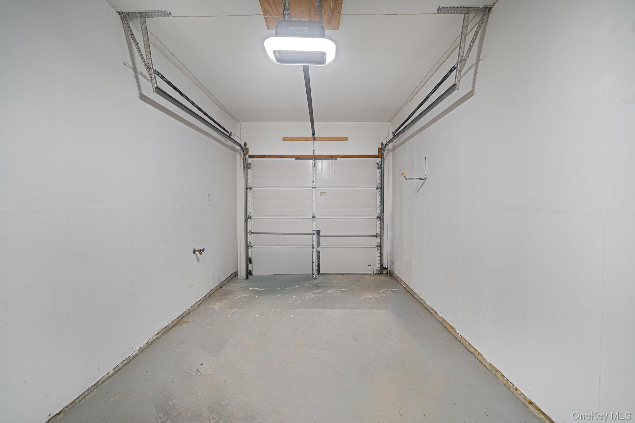 18 Summerfield Circle, Central Islip, NY 11722