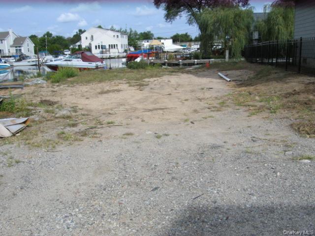 635 Arthur Street, Baldwin, NY 11510