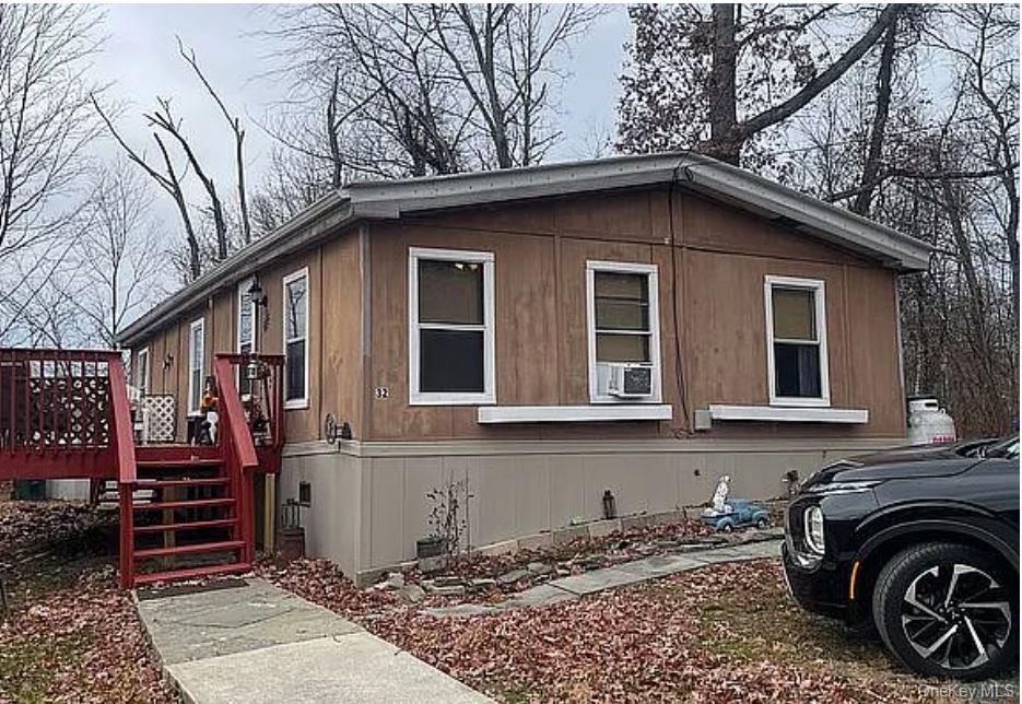 32 Abraham Joseph Circle, Middletown, NY 10940