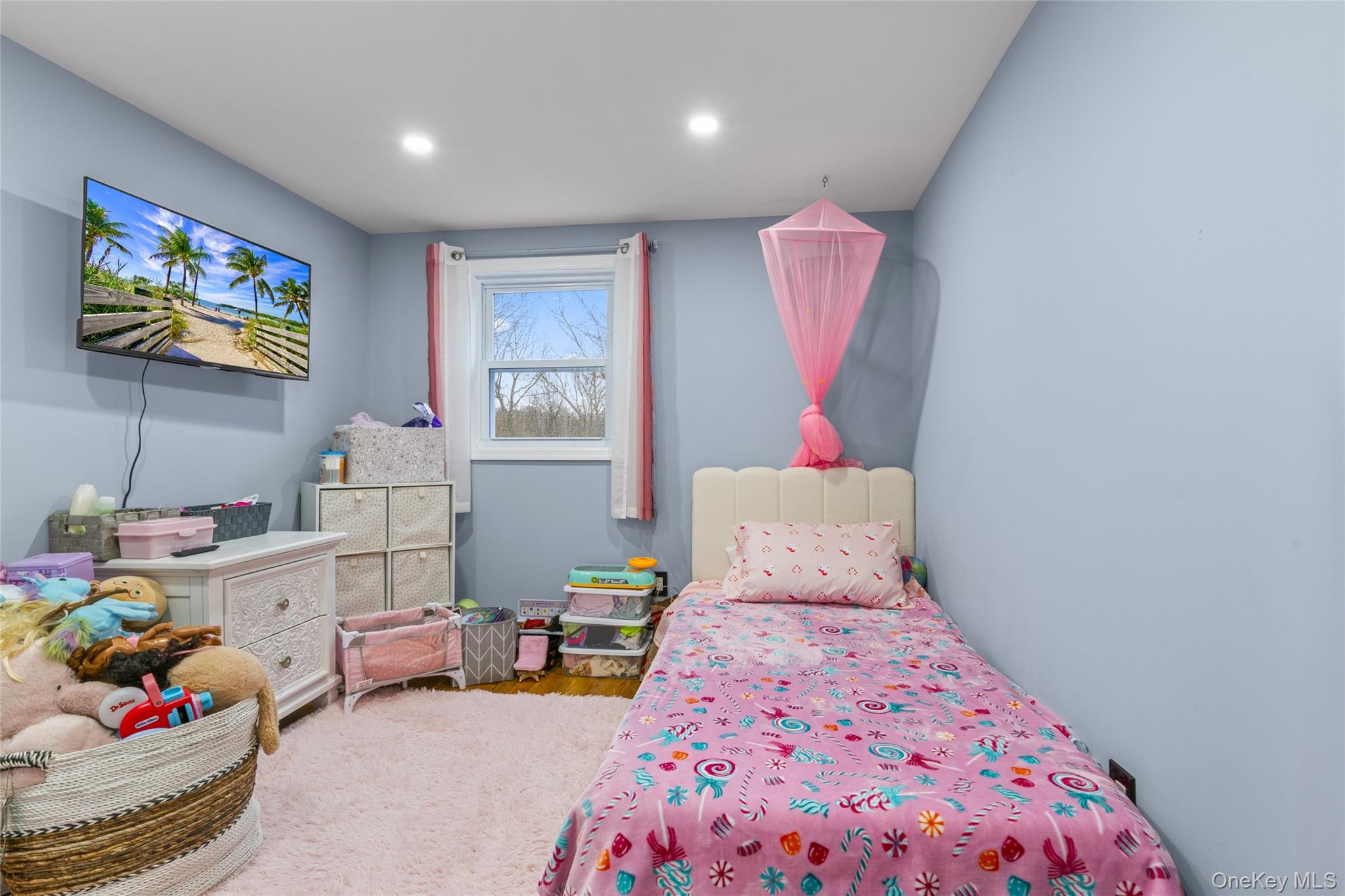 1 Linden Street, Coram, NY 11727