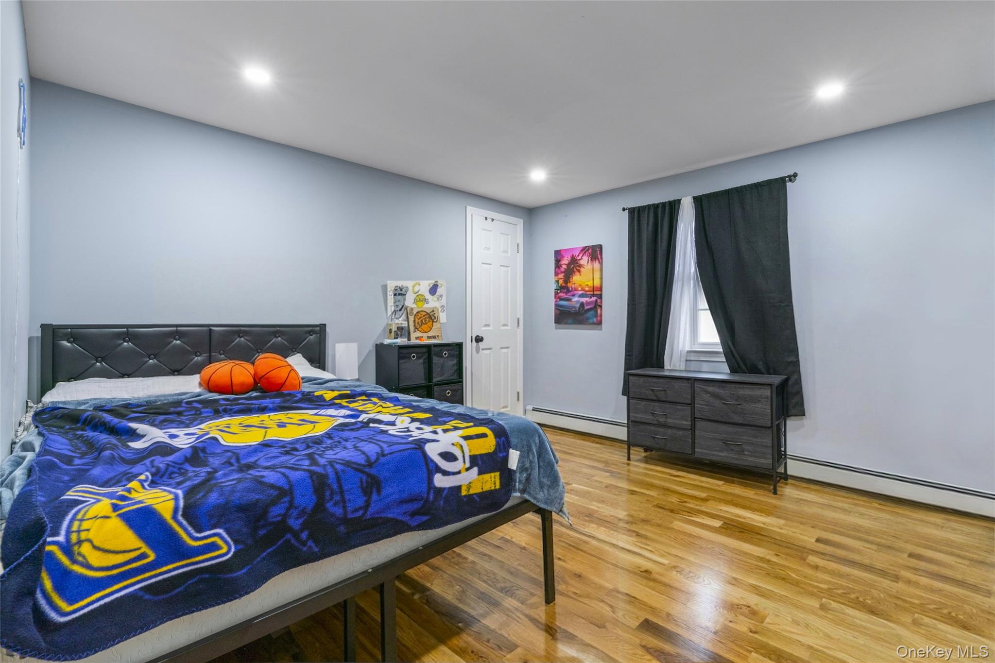 1 Linden Street, Coram, NY 11727