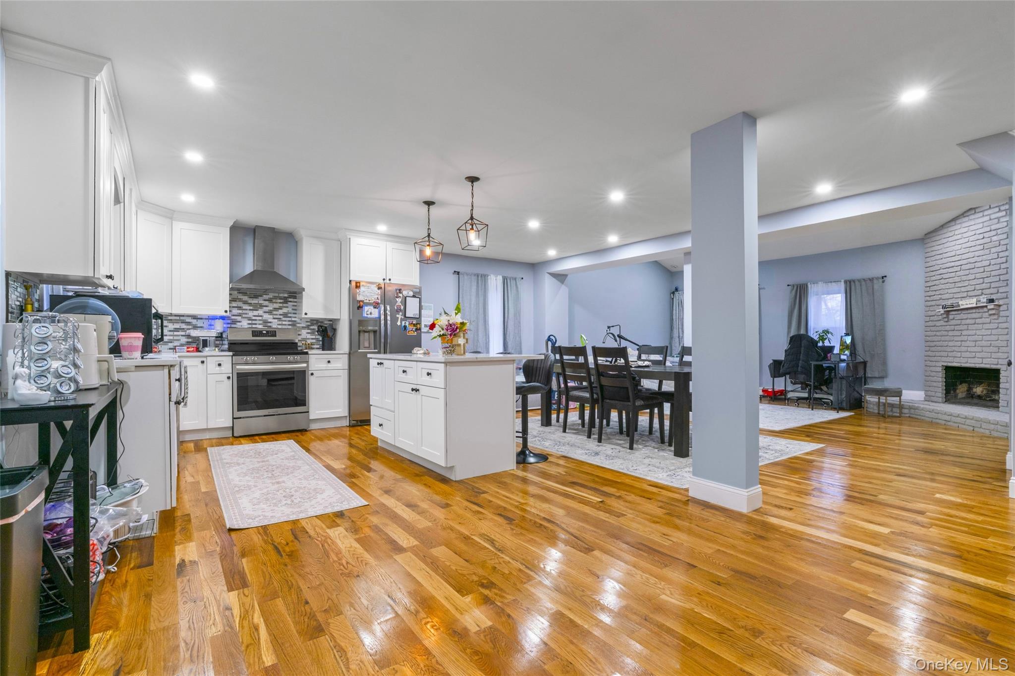 1 Linden Street, Coram, NY 11727