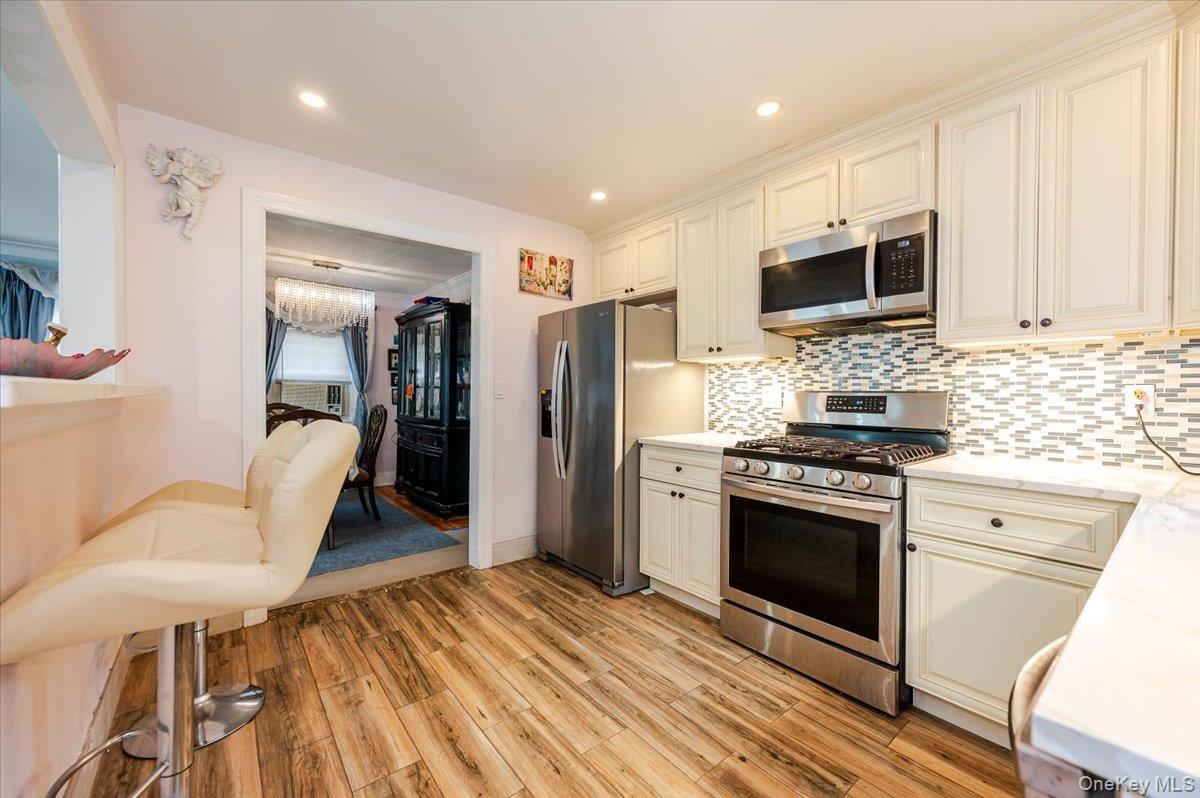 57 Carol Street, Lynbrook, NY 11563