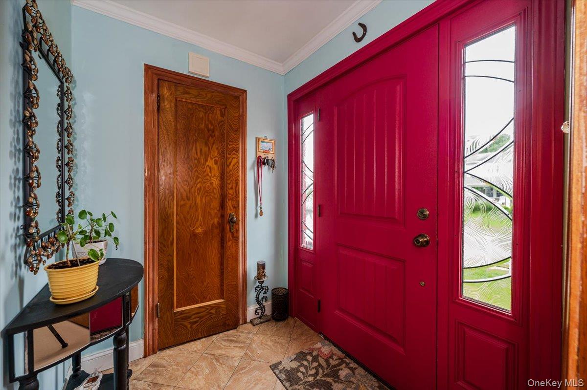 57 Carol Street, Lynbrook, NY 11563