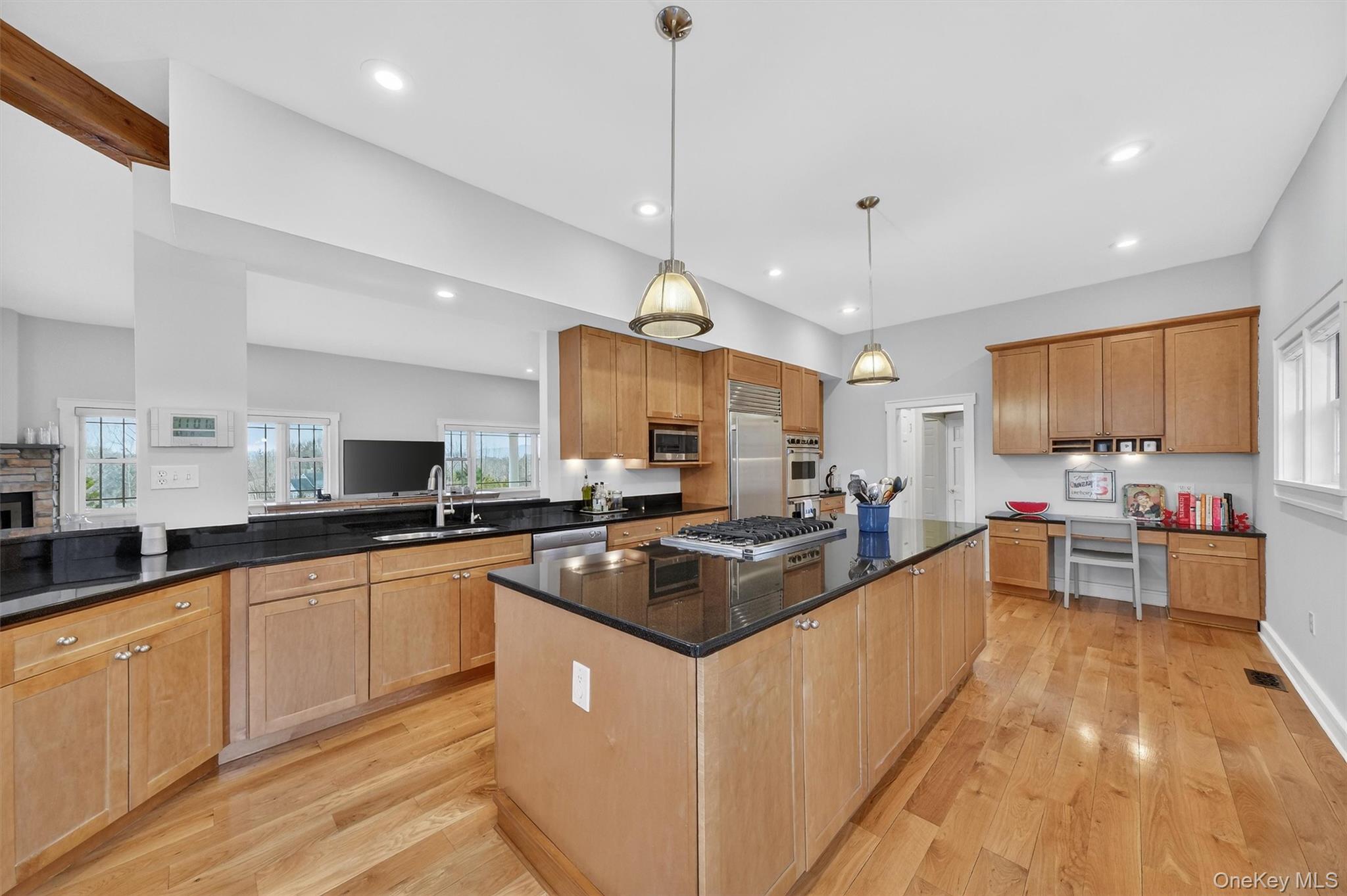 48 Eastview Lane, Red Hook, NY 12571