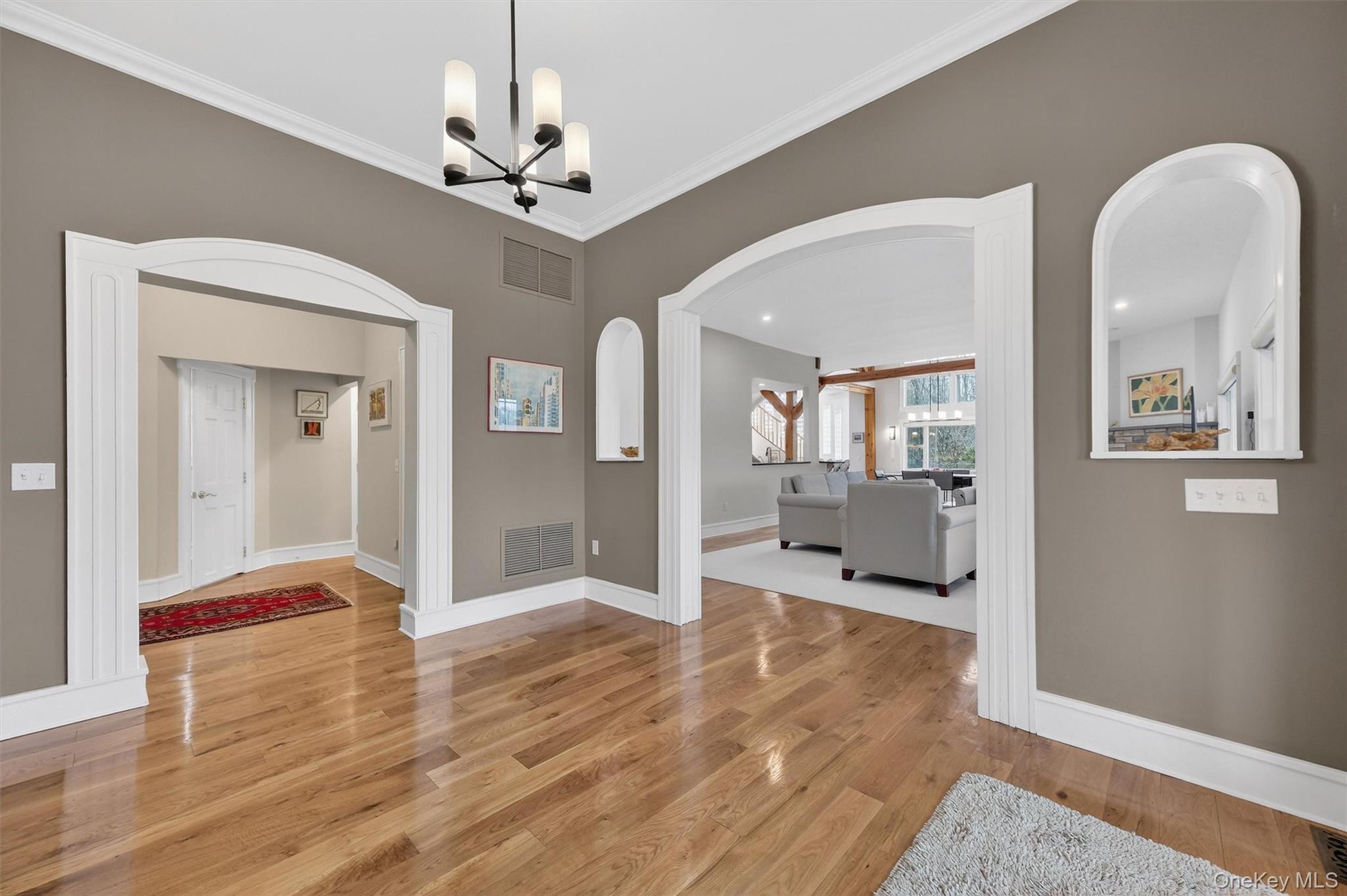 48 Eastview Lane, Red Hook, NY 12571