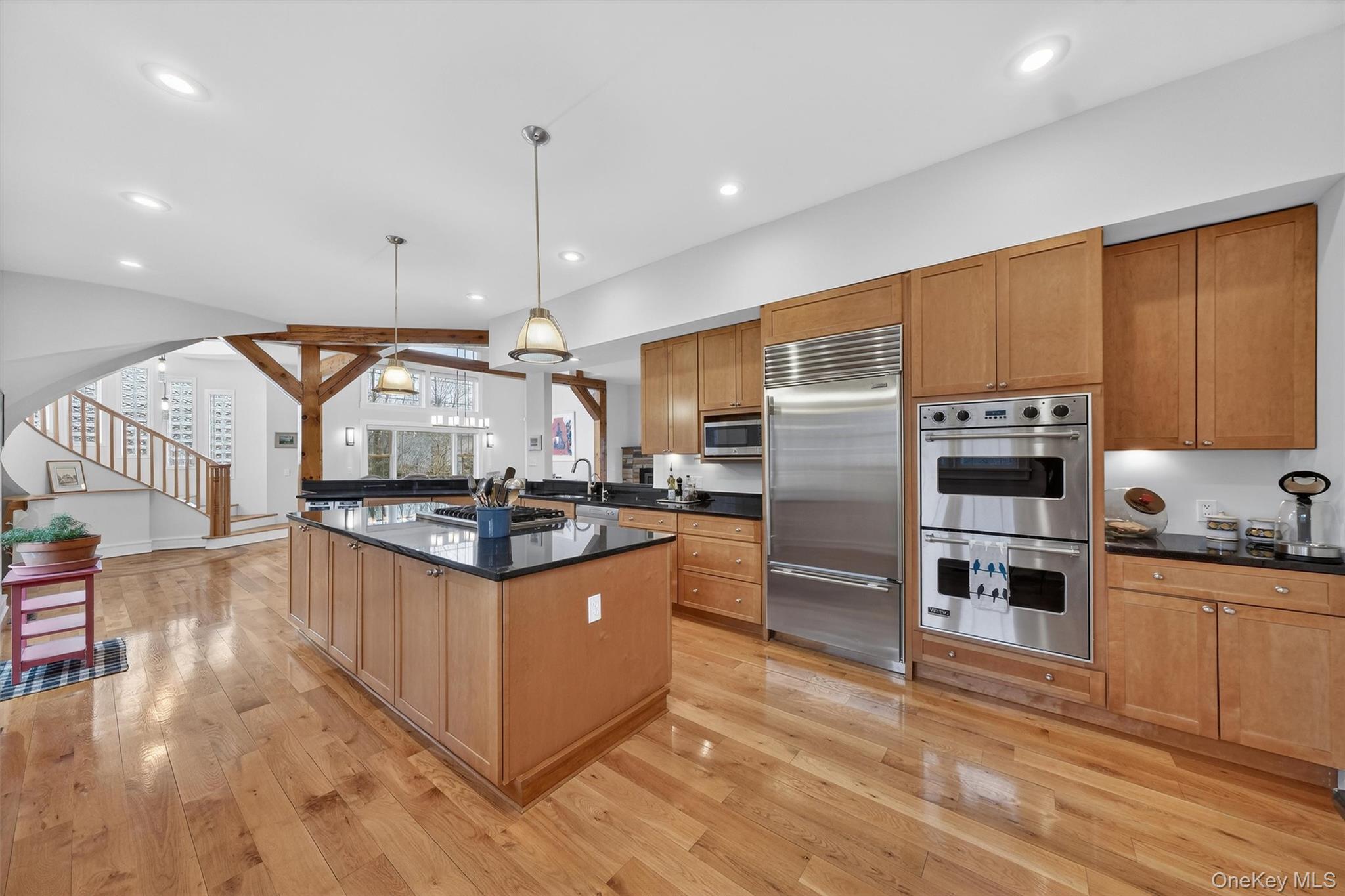 48 Eastview Lane, Red Hook, NY 12571