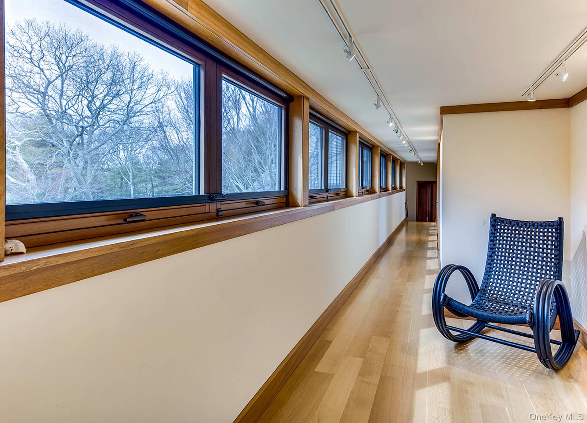 72 Louse Point Road, East Hampton, NY 11937