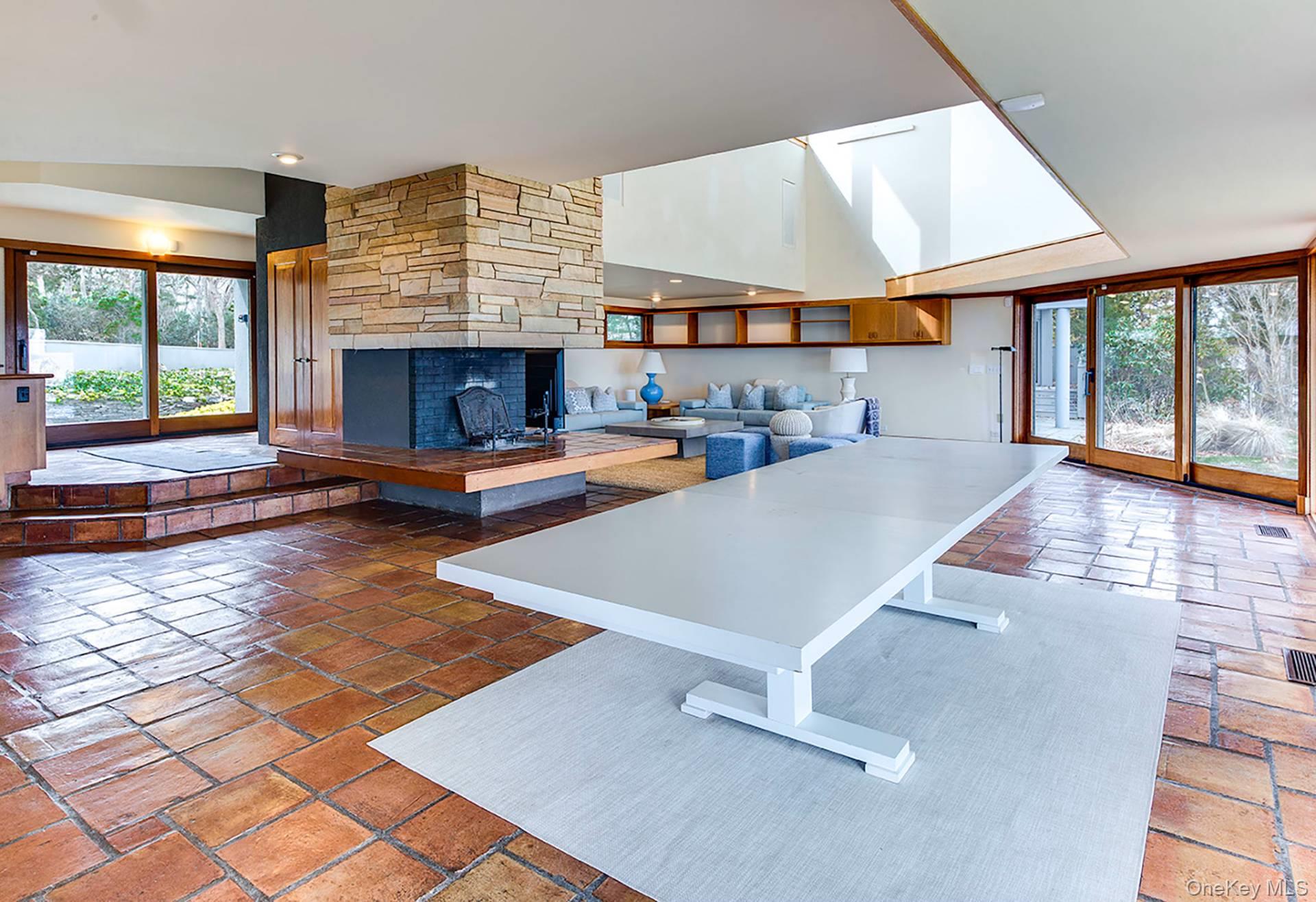 72 Louse Point Road, East Hampton, NY 11937