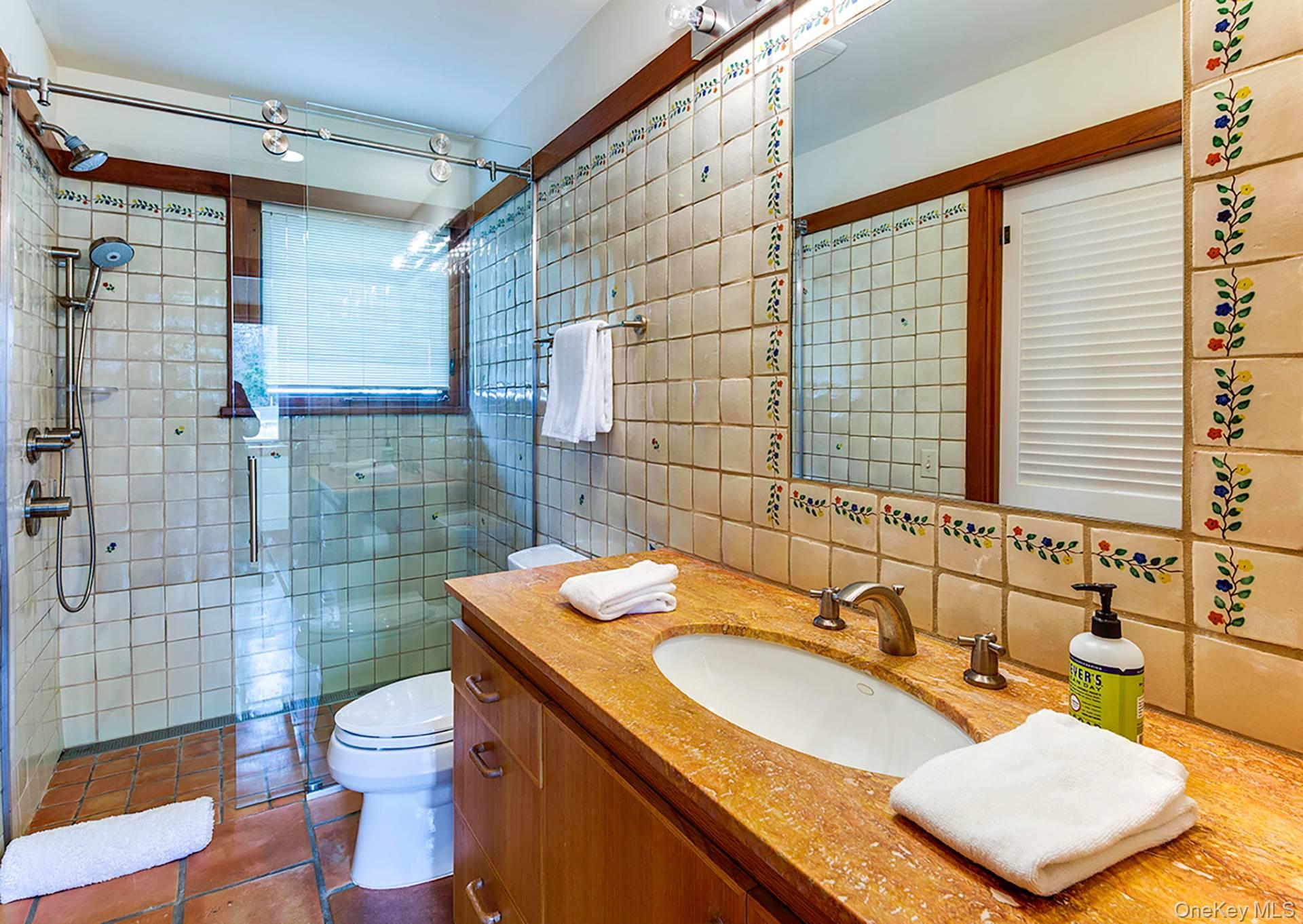 72 Louse Point Road, East Hampton, NY 11937