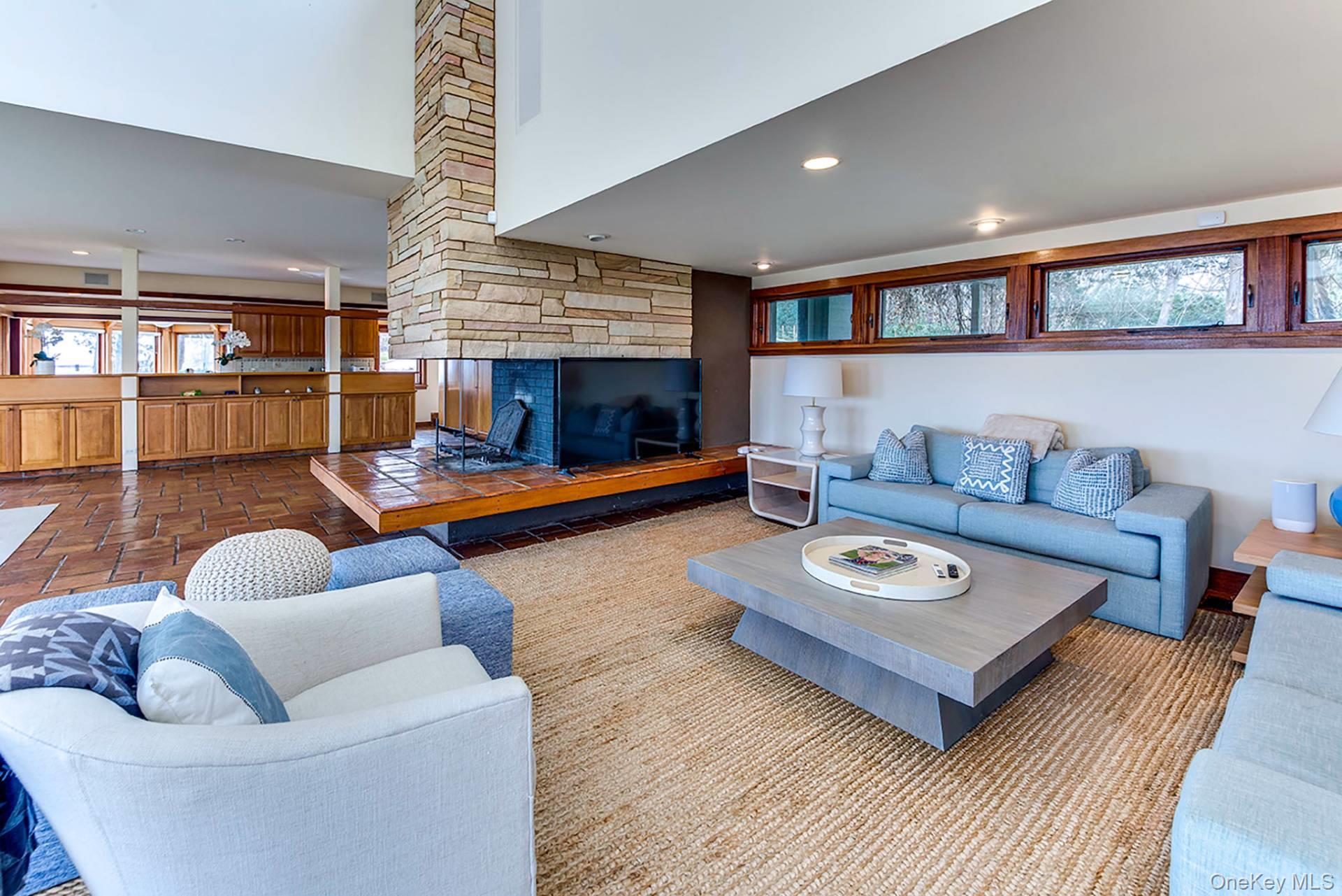 72 Louse Point Road, East Hampton, NY 11937