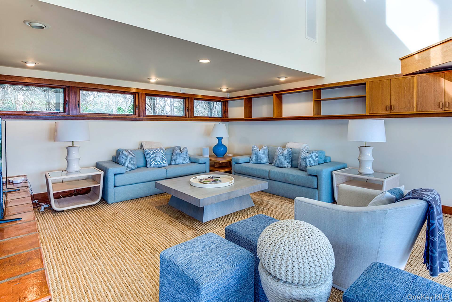 72 Louse Point Road, East Hampton, NY 11937