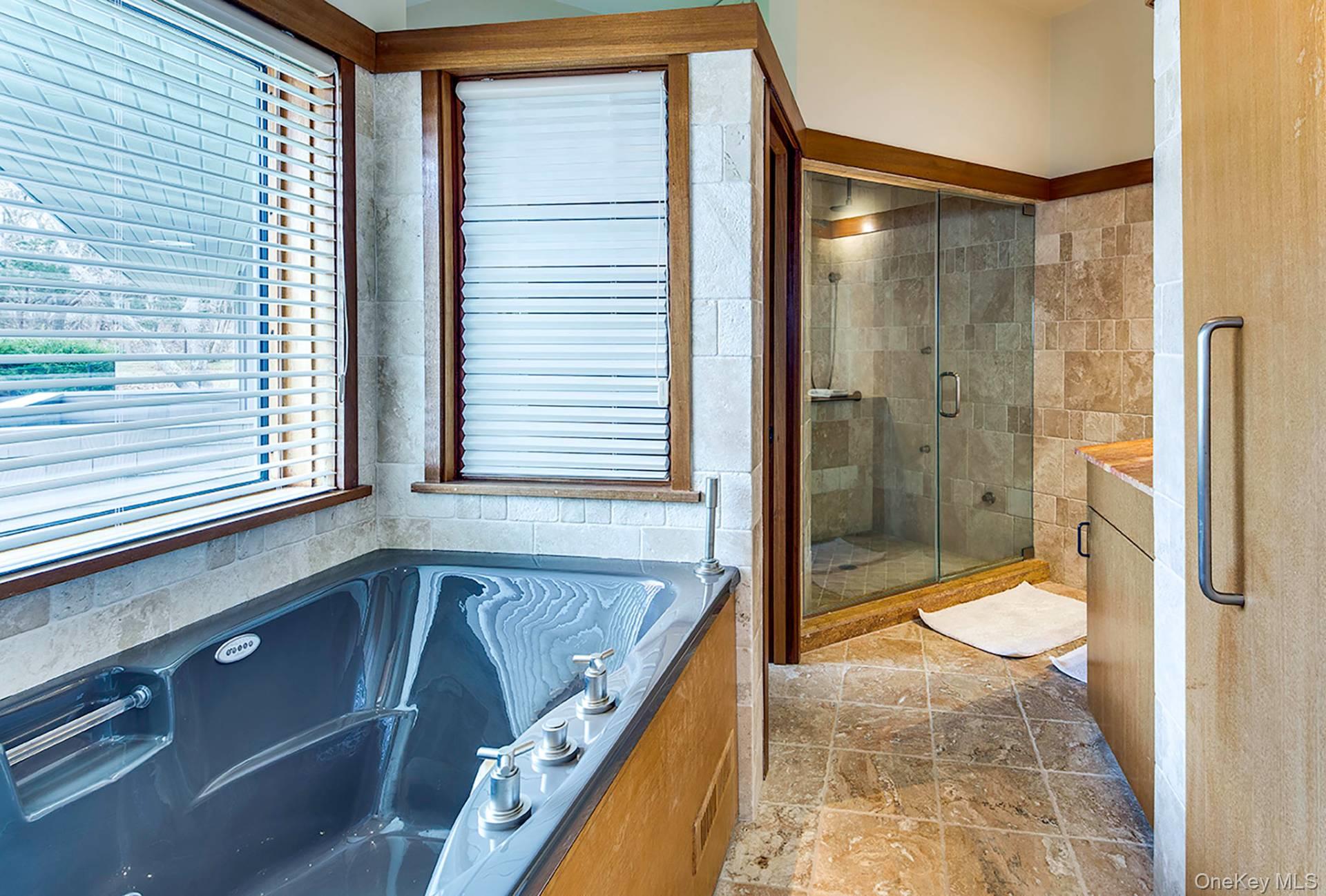 72 Louse Point Road, East Hampton, NY 11937