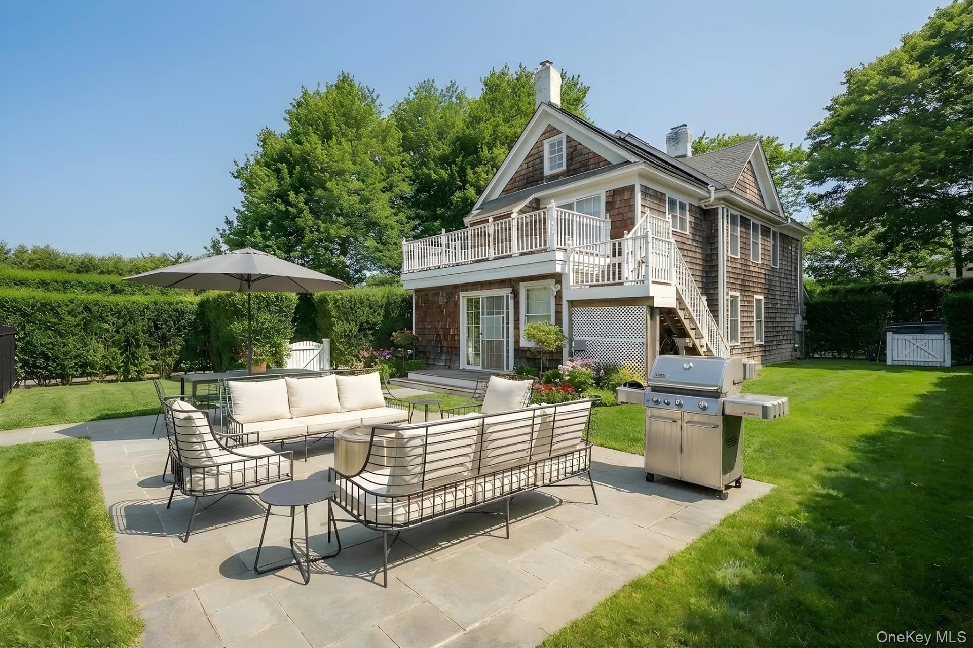 82 Powell Avenue, Southampton, NY 11968