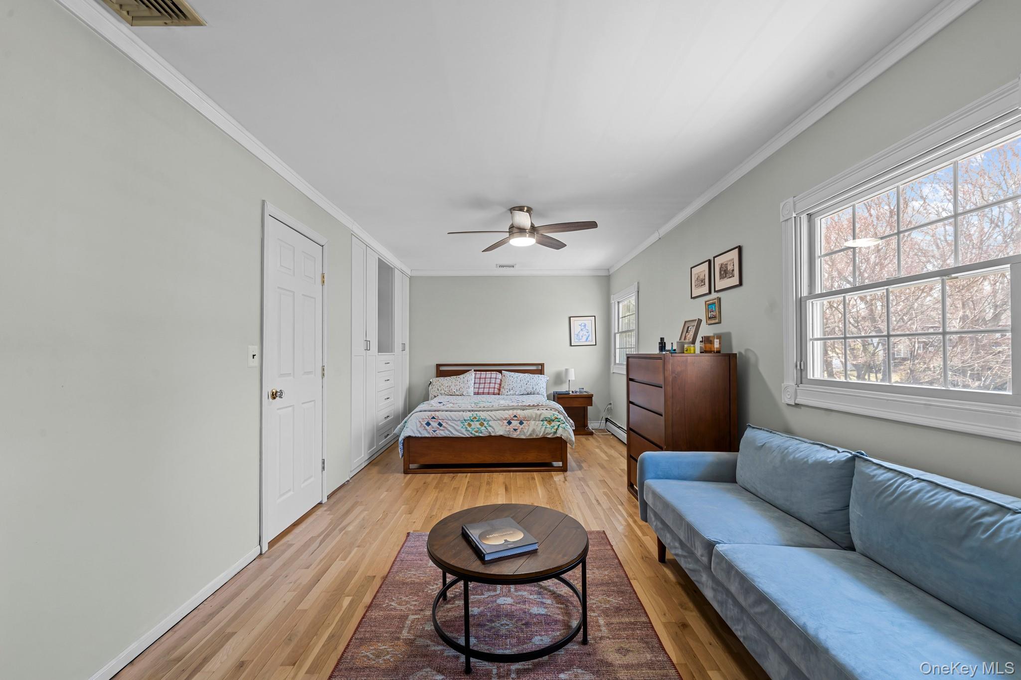 19 Austin Lane, Elwood, NY 11743