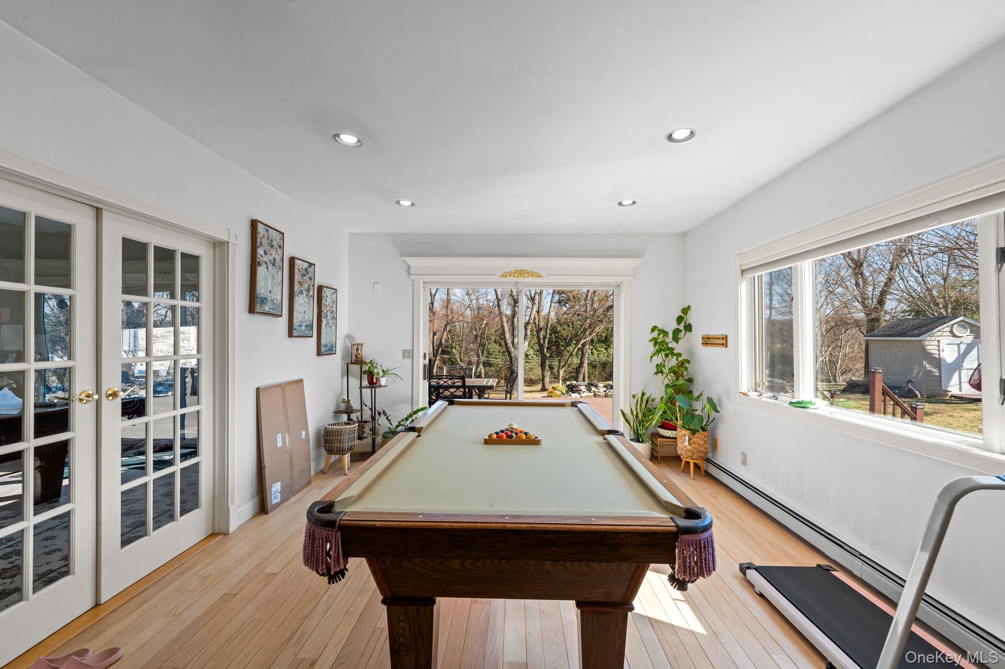 19 Austin Lane, Elwood, NY 11743