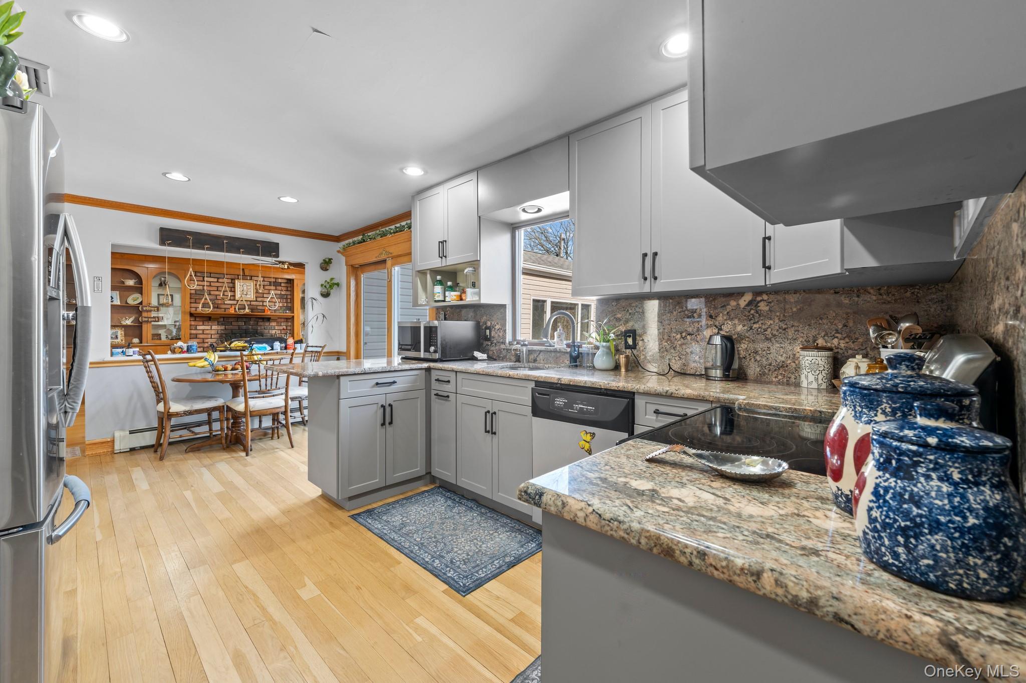 19 Austin Lane, Elwood, NY 11743