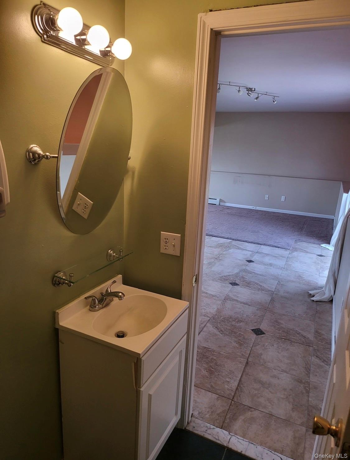 20 Tammy Drive, Middletown, NY 10941