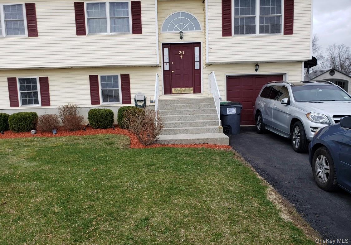 20 Tammy Drive, Middletown, NY 10941