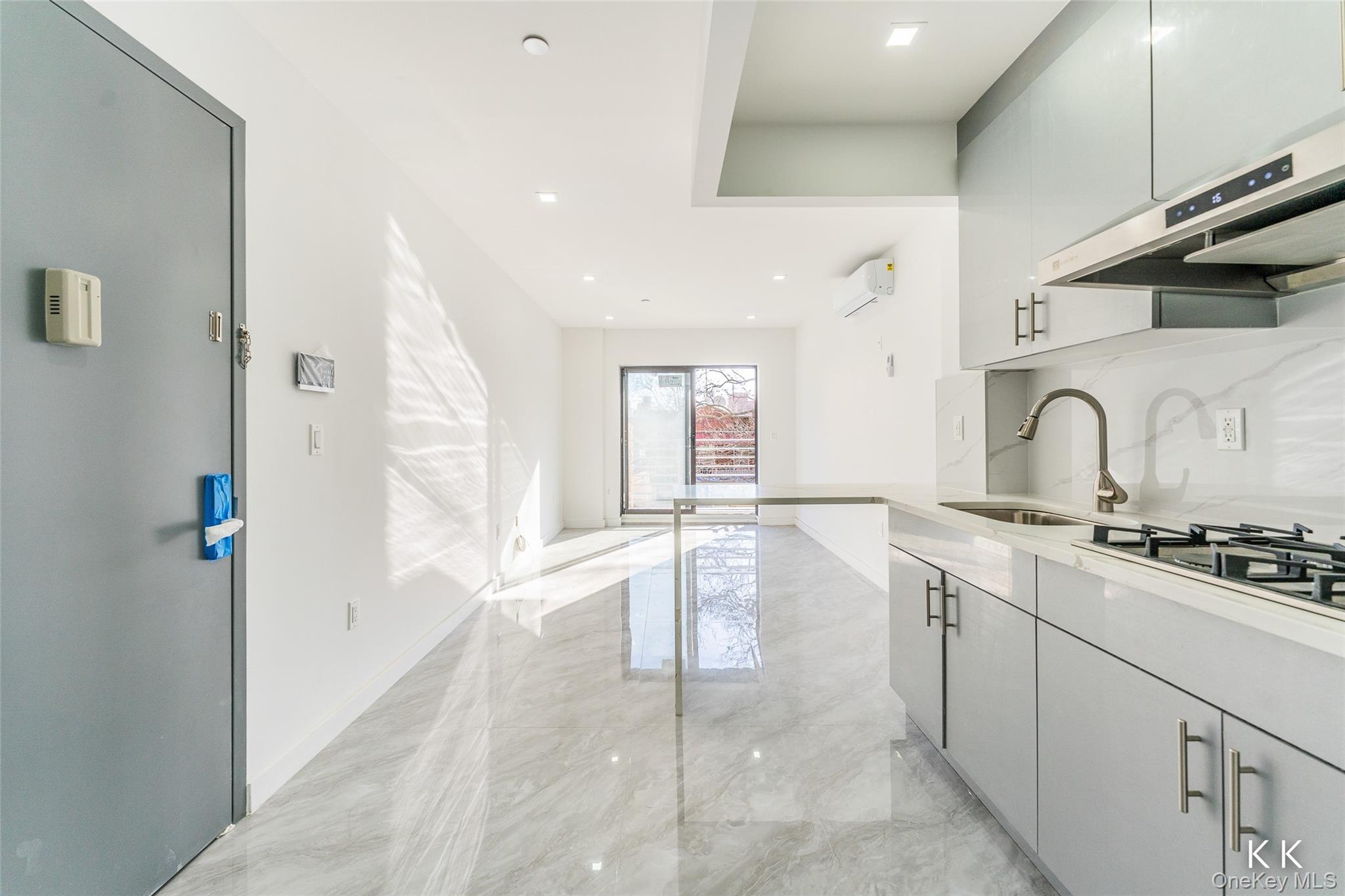 941 57TH Street # 1A, Brooklyn, NY 11219