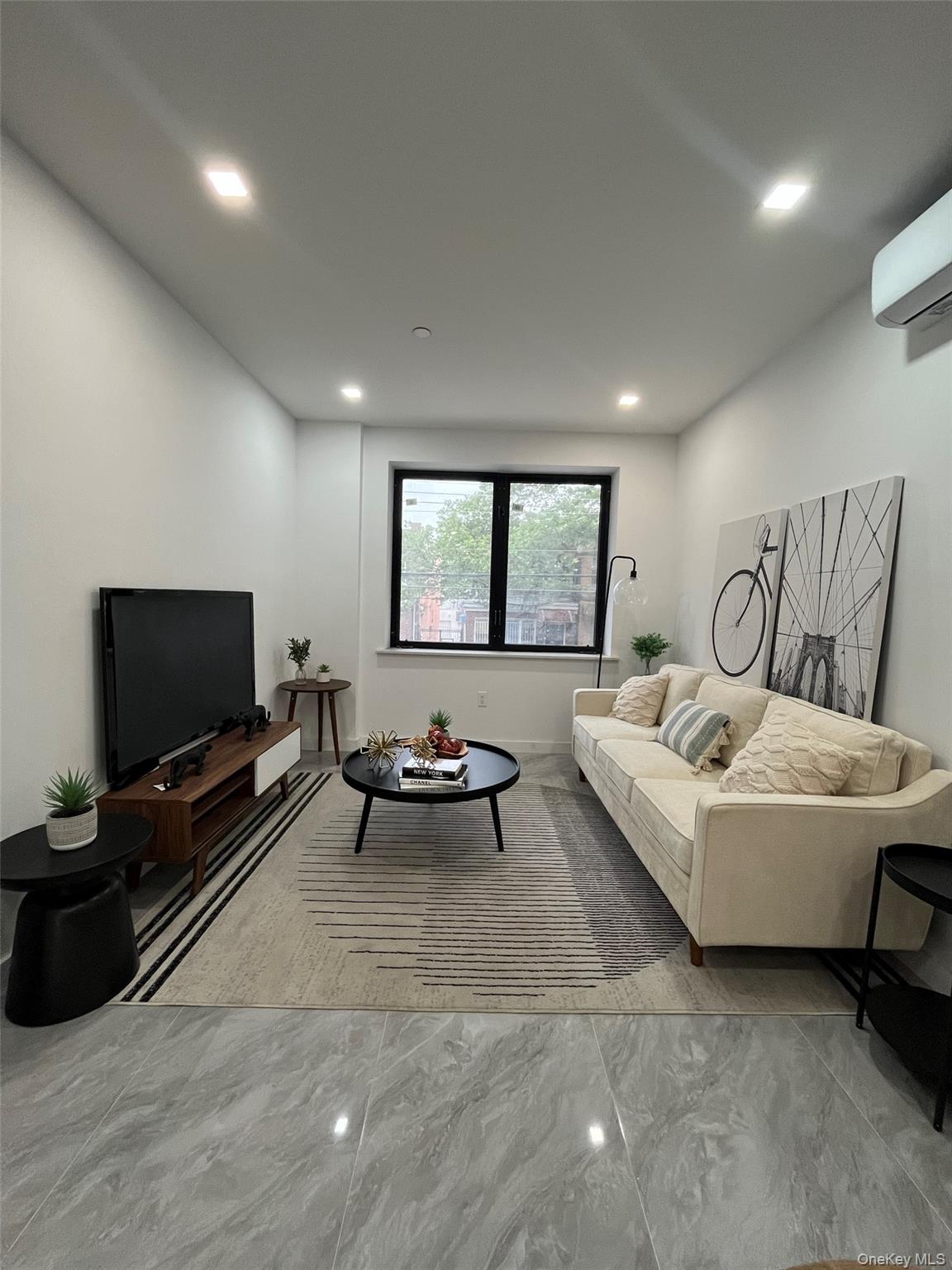 941 57TH Street # 1A, Brooklyn, NY 11219