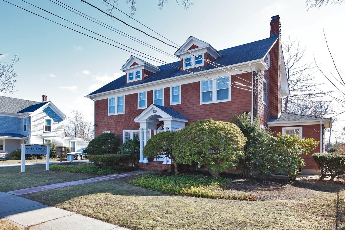 21 E Second Street, Riverhead, NY 11901