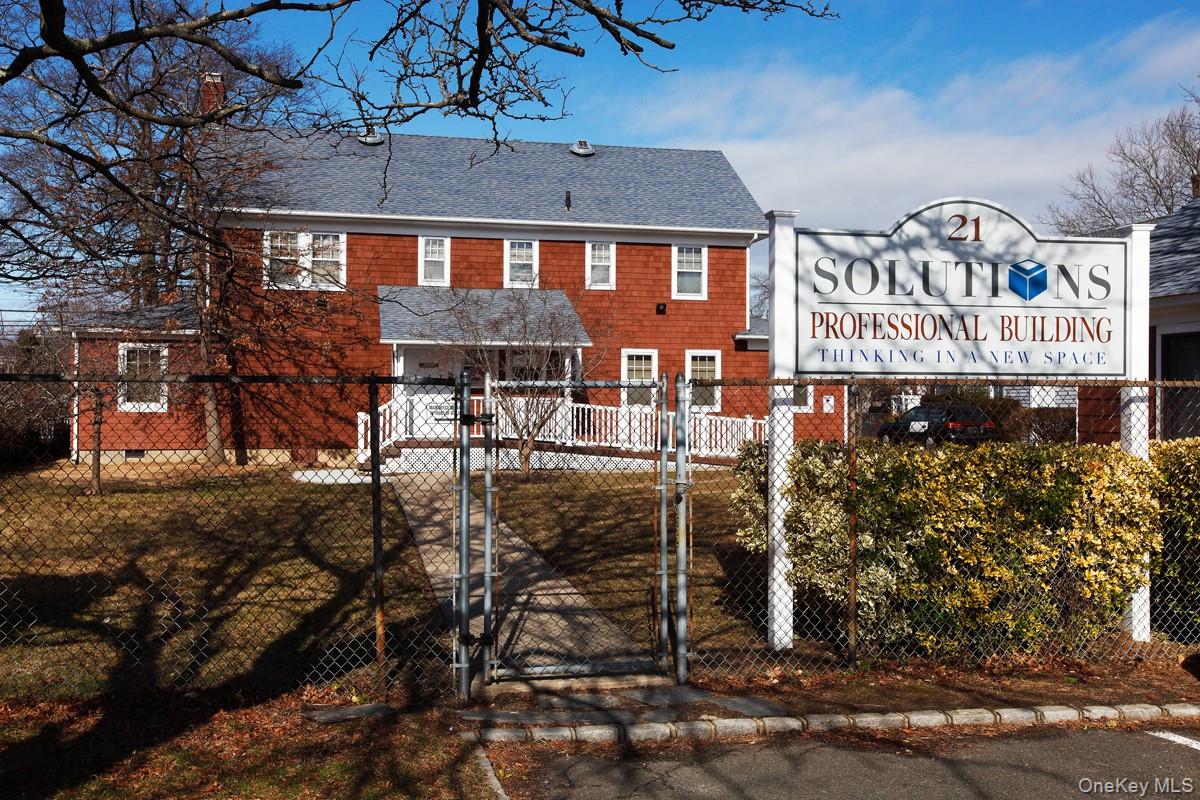 21 E Second Street, Riverhead, NY 11901