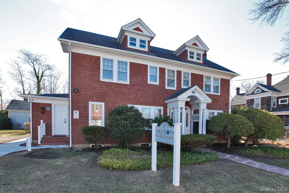 21 E Second Street, Riverhead, NY 11901