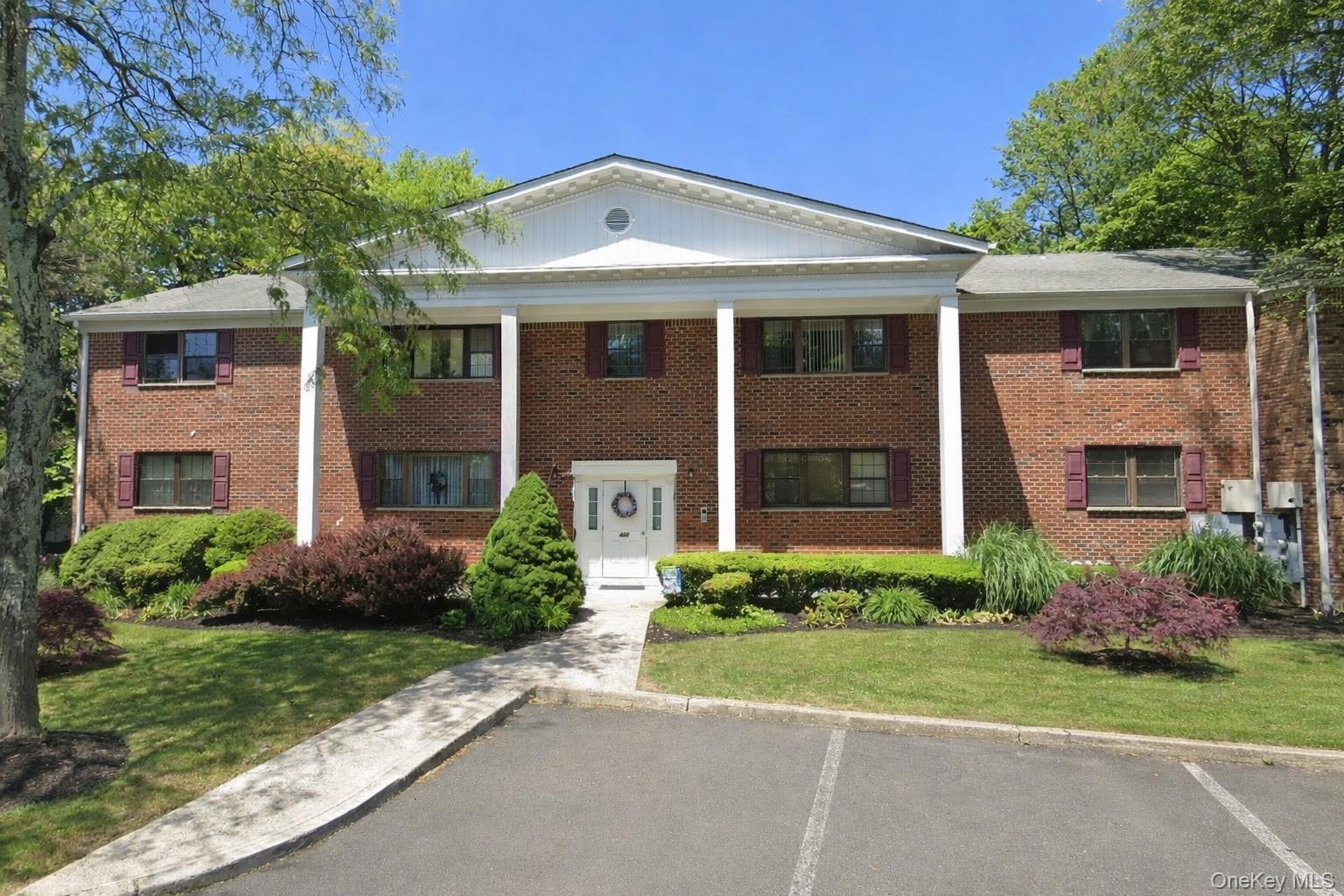 422 Somerset Drive # B, Pearl River, NY 10965