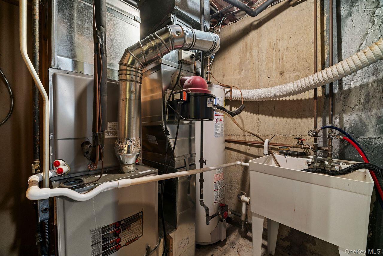 24058 65th Avenue, Little Neck, NY 11362