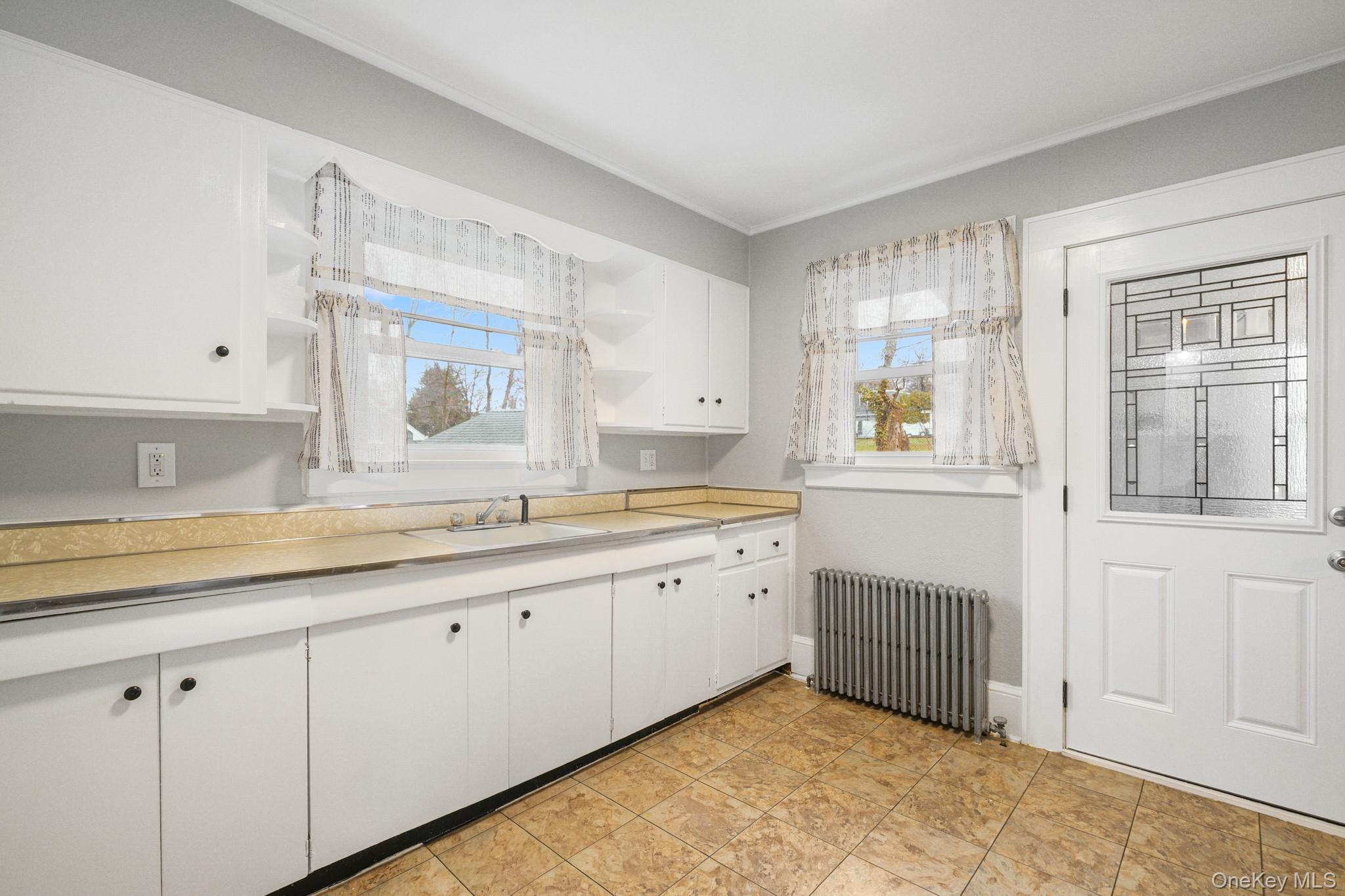 34 Waldberg Avenue, Congers, NY 10920