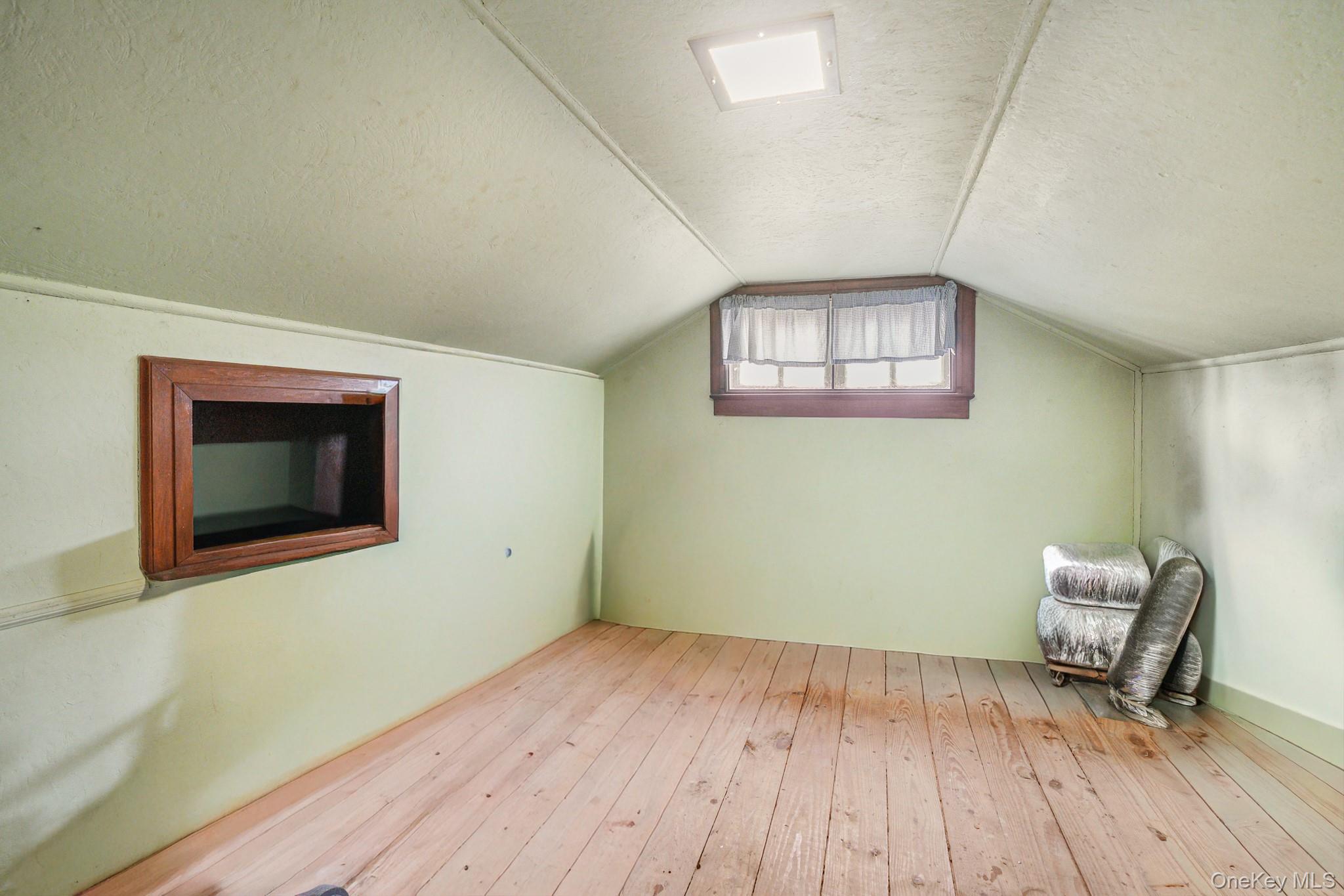 34 Waldberg Avenue, Congers, NY 10920