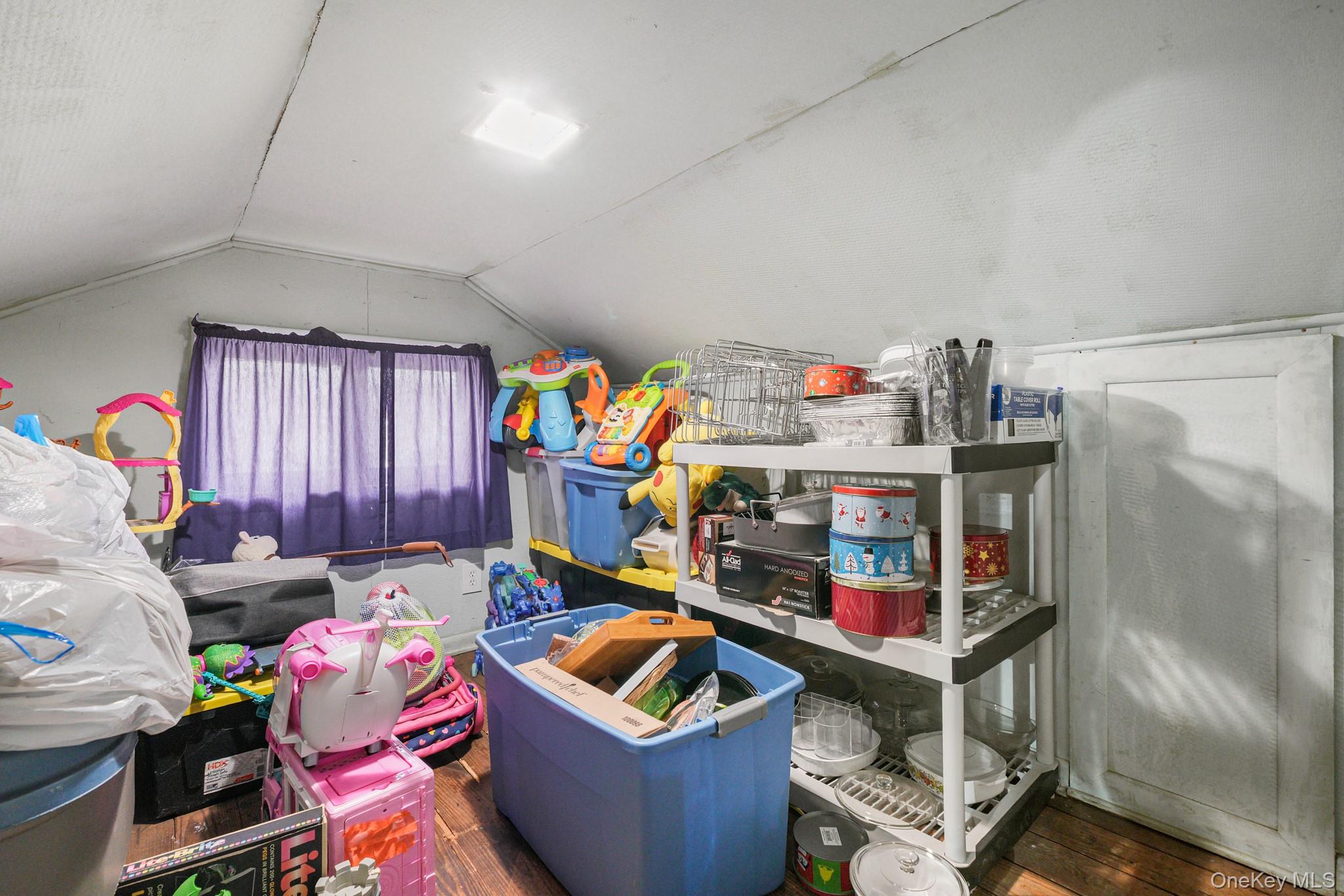 34 Waldberg Avenue, Congers, NY 10920