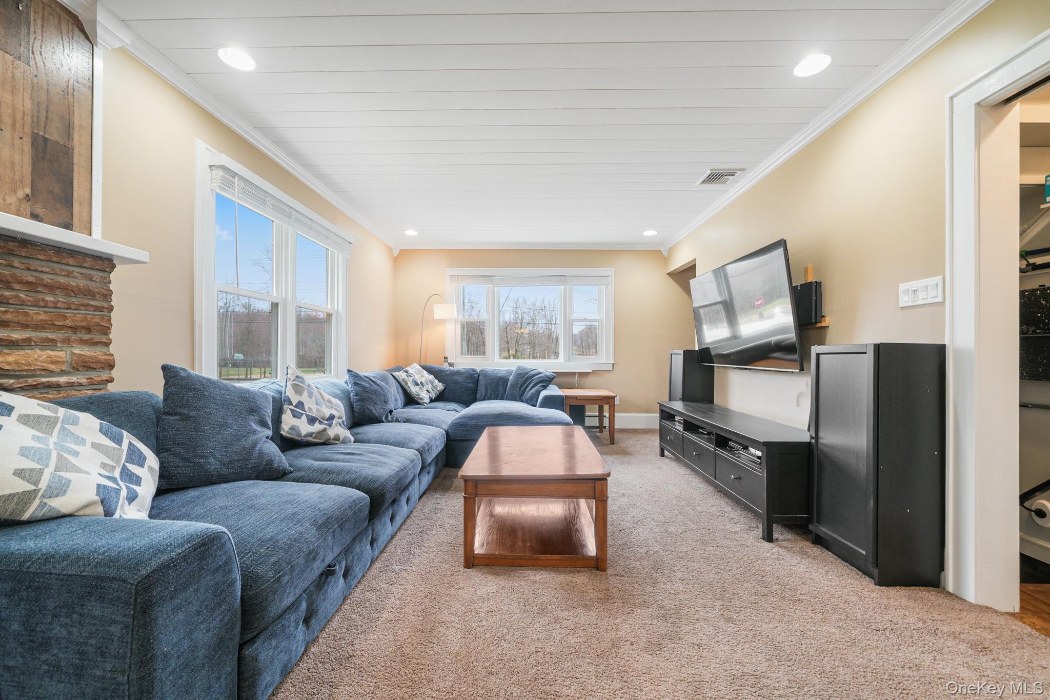 34 Waldberg Avenue, Congers, NY 10920