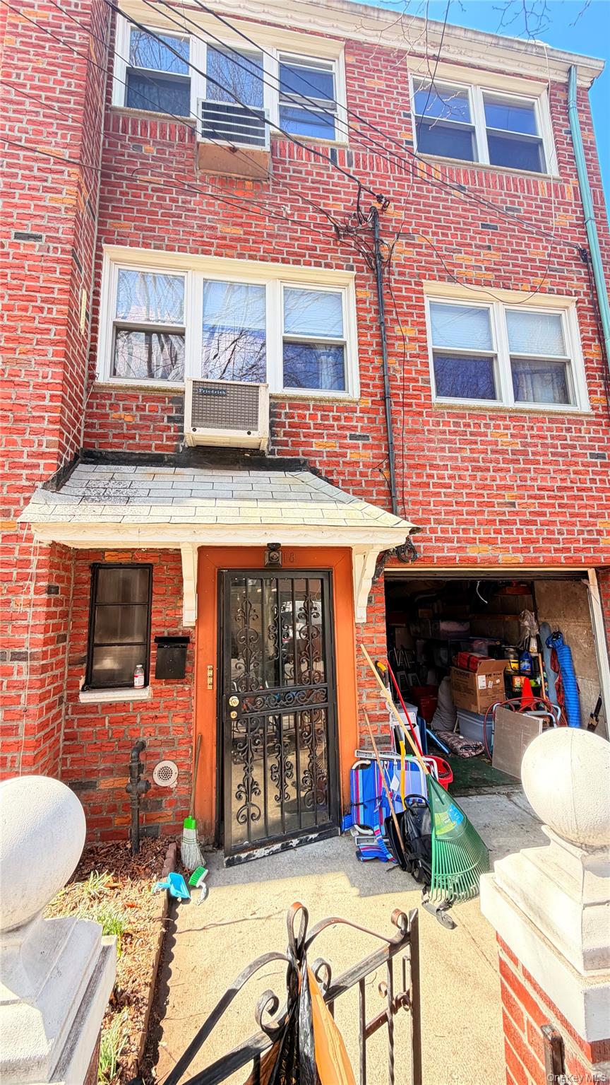41-18 149th Pl, Flushing, NY 11355