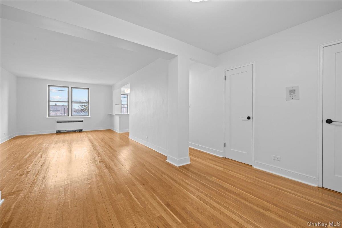 445 W 240th Street # 5N, Bronx, NY 10463