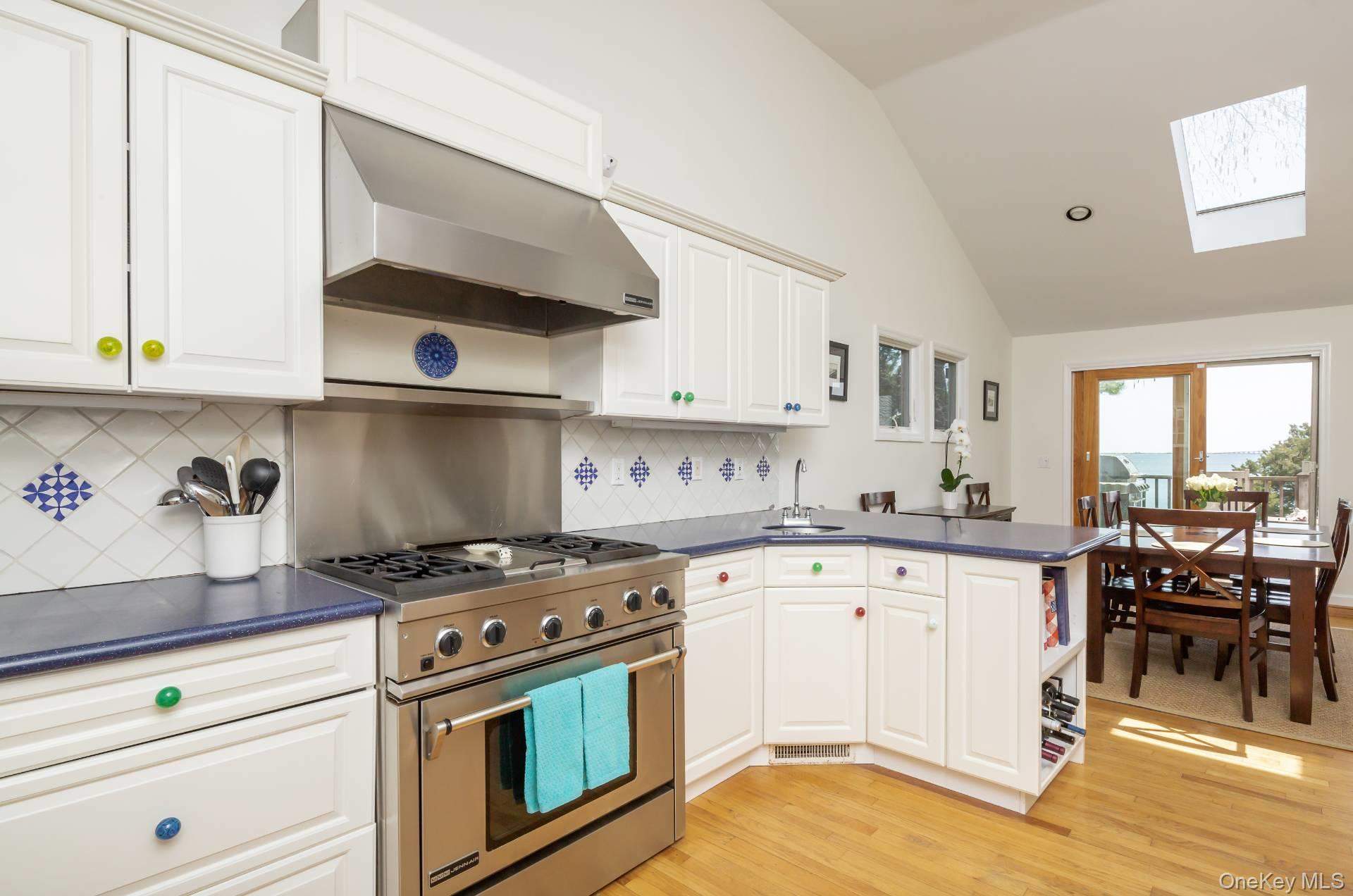 6 Peconic Road, Southampton, NY 11968